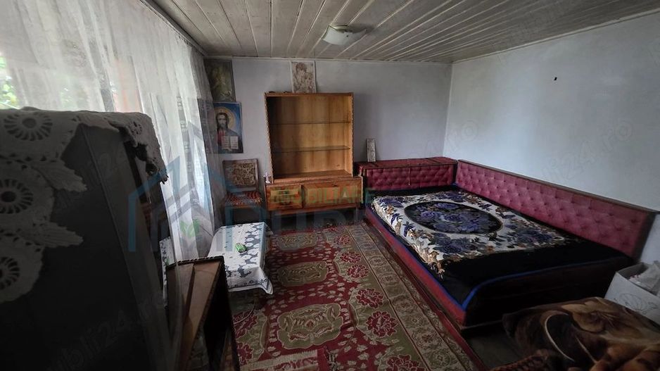 Ansamblu rezidențial cu 2 case în Scoposeni, comuna Gorban – teren 2400 mp, utilități complete - Poză 6