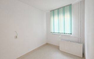 Spațiu comercial cu trei încăperi I Piața Doina I Sagului - Poză 7