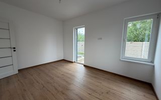 Finisat la cheie. Bucatarie inchisa. Acces asfaltat - Poză 5