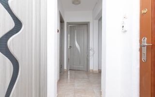 Apartament 3 camere decomandate, Zona Narcisa, Bacău - Poză 14