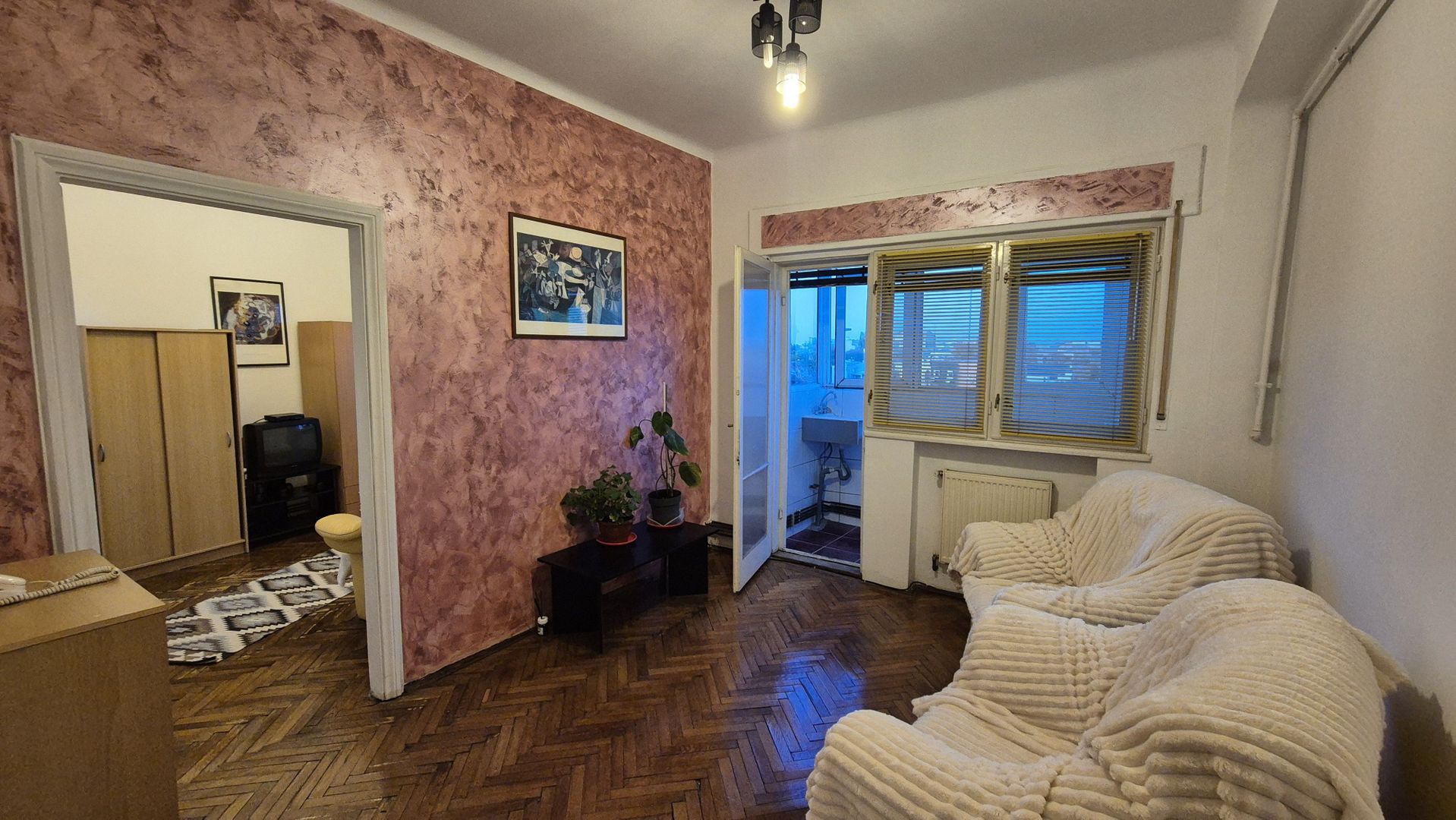 Apartament cu 2 camere in zona Unirii - Poză 1