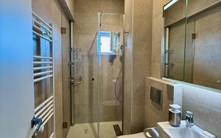 Disponibil imediat. Piata Marasti. Cu centrala termica proprie - Poză 13