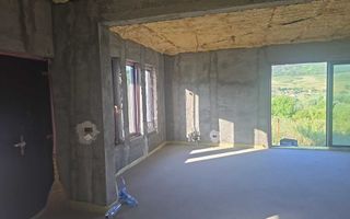 Casă de vânzare în Schitu Duca, Iași - 210 mp utili, 4 camere, 3 băi - Poză 6