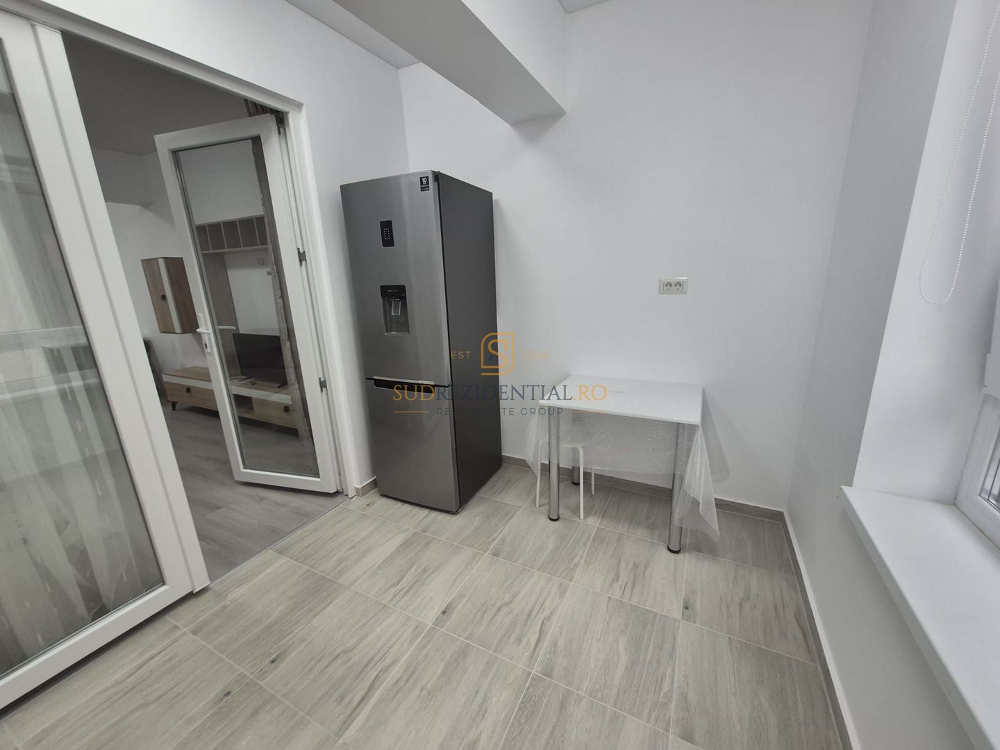 Apartament nou 2 camere, prima închiriere, metrou Apărătorii Patriei - Poză 4