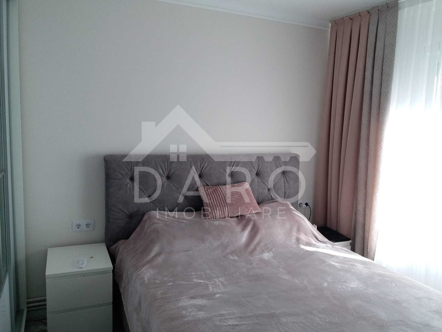 Vand apartament 3 camere mobilat si utilat - Poză 4