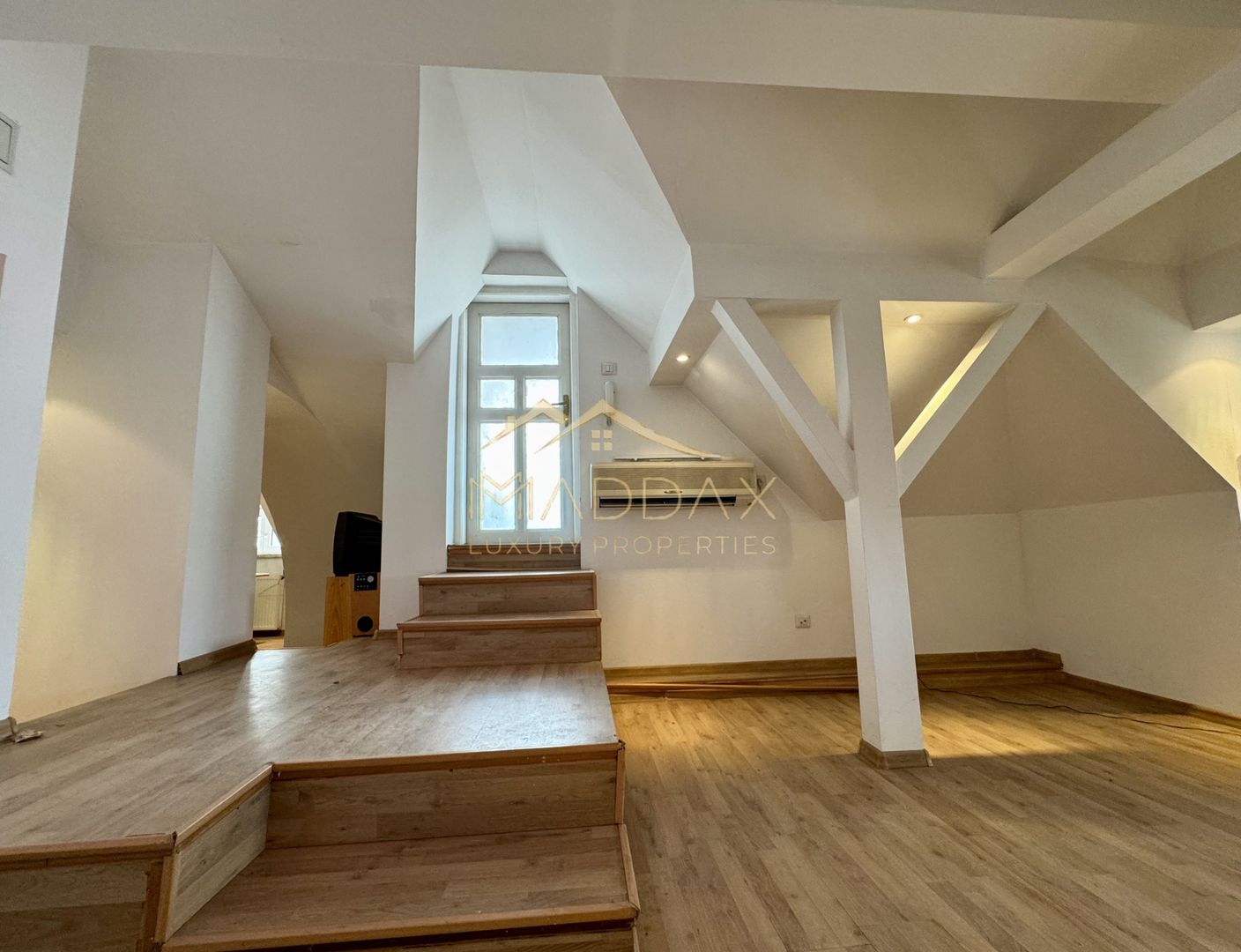 Vila Impresionanta *503mp* TEREN *577mp* // Zona Casin - Poză 64