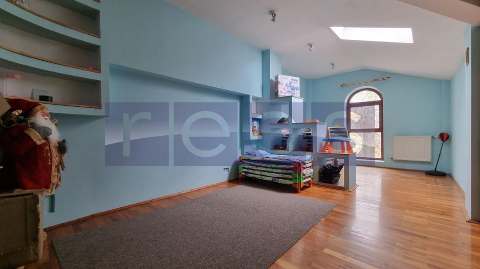 DE INCHIRIAT VILA  D+P+1+2 + CURTE | ZONA PARCUL CAROL - Poză 19