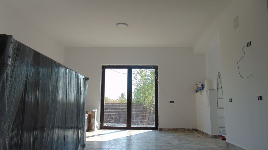 Spatii generoase cazare muncitori sau seniori- zona cu acces rapid - Poză 9