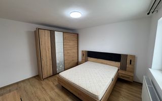 Chirie Casă cu 5 Camere Tip Duplex în Brașov, Cartier Izvor. - Poză 3