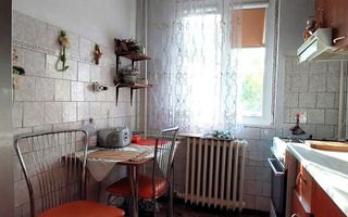 Vanzare apartament cu 3 camere Colentina, Kaufland. - Poză 9