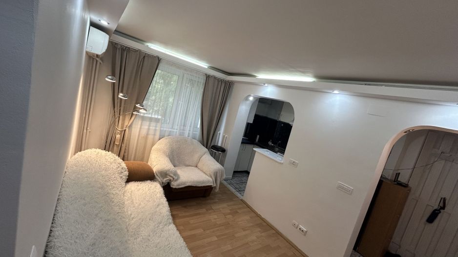 Apartament 3 camere SD 45 mp Podul de Piatra 81000 euro - Poză 4