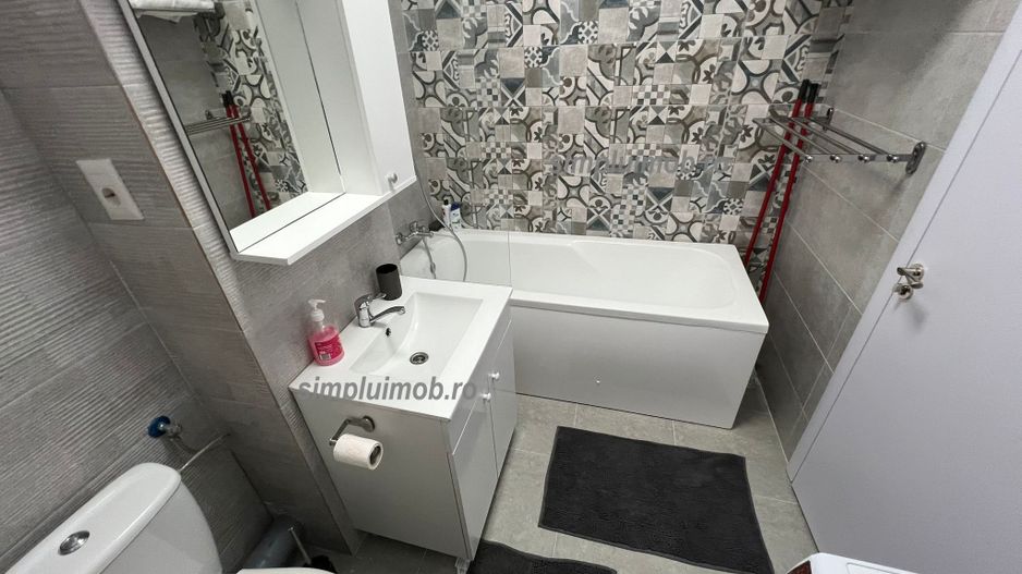 Titan 2 Camere Bloc Nou Terasa Parcare - Poză 1