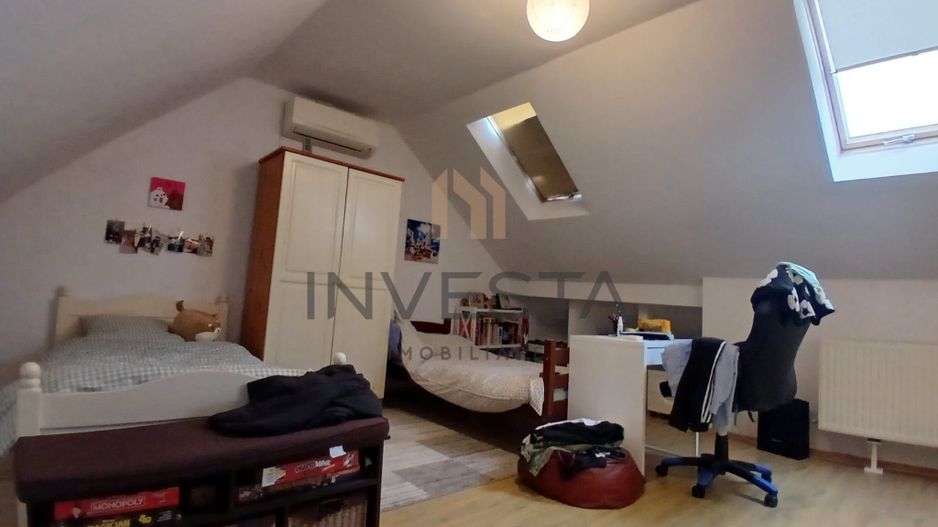 Apartament de 90 mp in Vila , la 5 minute de Kaufland Manastur. - Poză 11