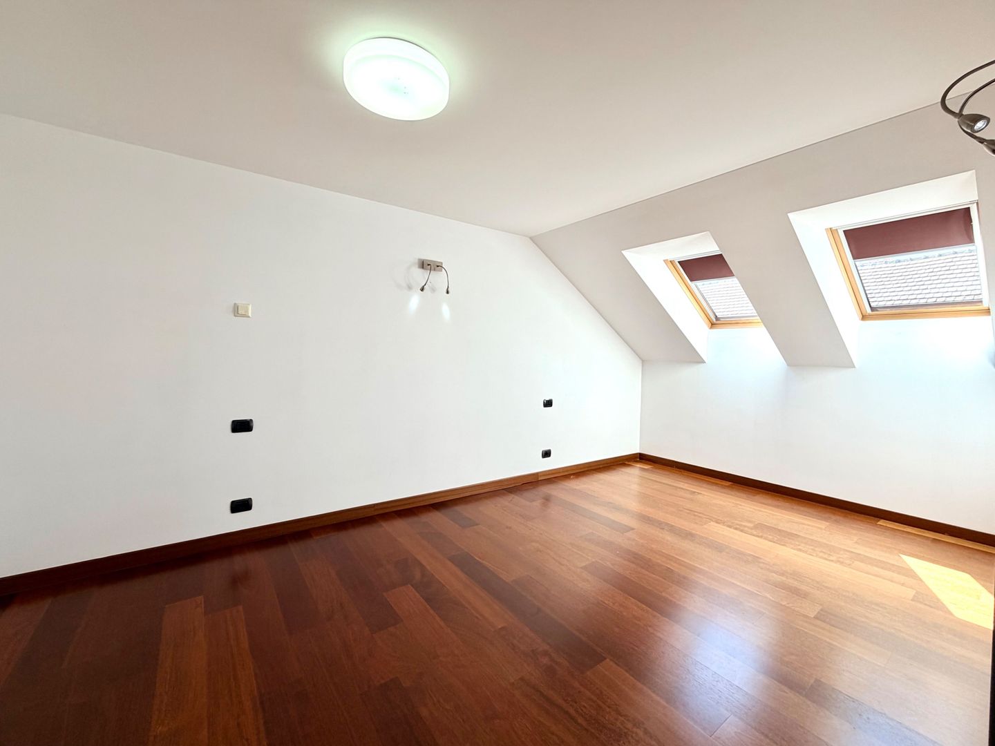 Spatiu pentru birou amenajat si generos in Piata Unirii - Poză 8