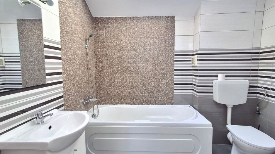 De Vanzare Apartament 4 camere  Militari  Residence - Poză 16