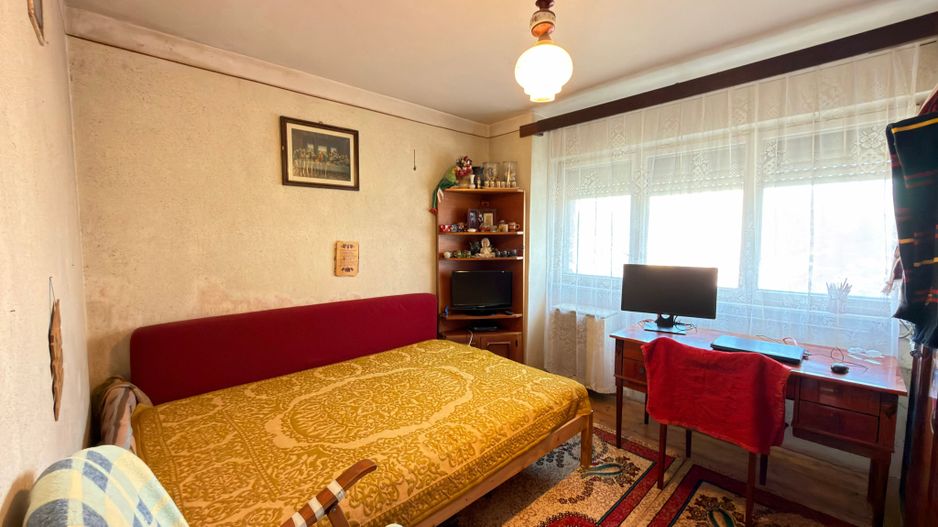 Apartament Ultracentral 3 camere Etaj I -Str. Mihai Viteazul 1- Carei - Poză 8