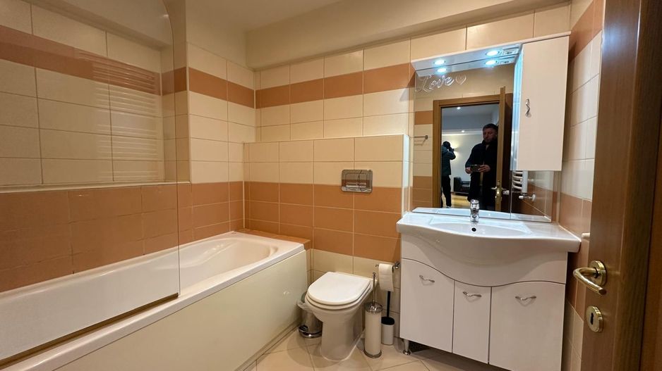 APARTAMENT MODERN CU TERASA SI LOC PARCARE ZONA HERASTRAU - Poză 7