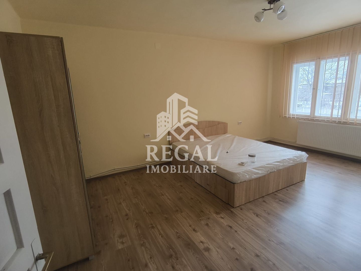 Casă de închiriat cu 4 camere - Piata Obor - Poză 3