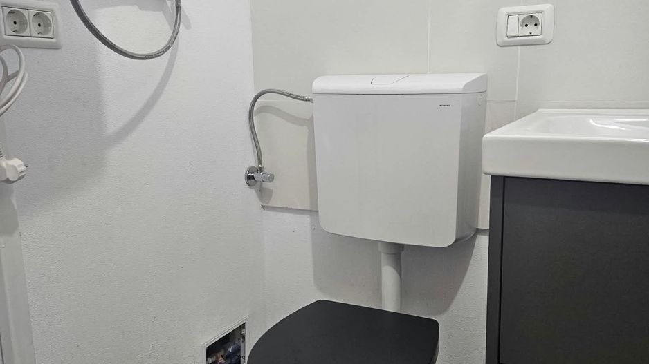 Garii -Garsoniera moderna la prima inchiriere  in bloc de apartamente - Poză 9