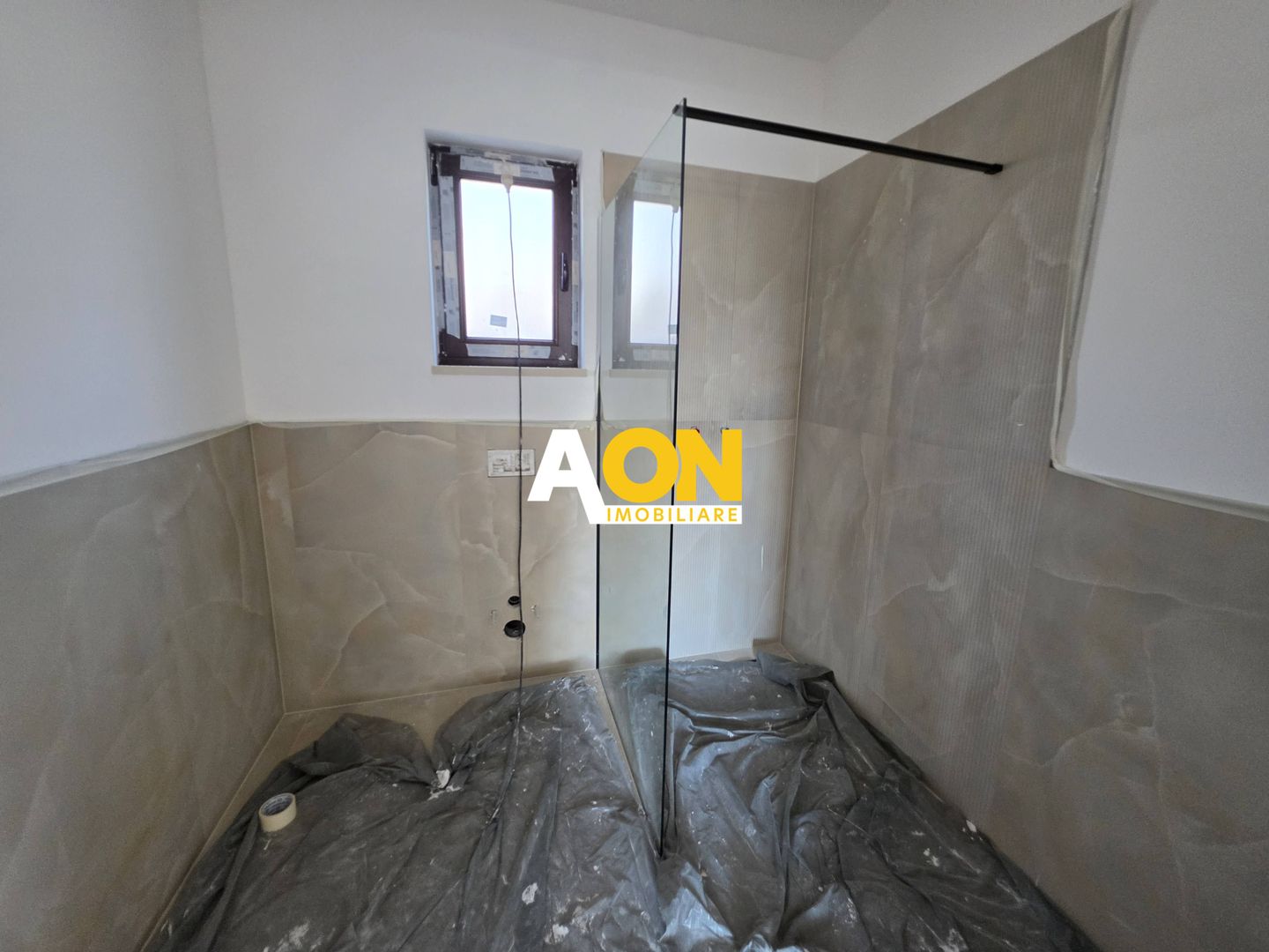 Casa noua, 4 camere, cu predare la cheie, 510 mp teren, Cetate - Poză 12