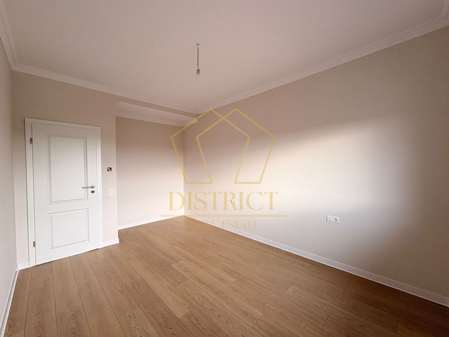 Duplex superb cu 5 camere si 2 bai | Mosnita Noua | Pizzeria La Paul - Poză 7