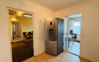 De vanzare Apartament 3 camere Tiglina 3, Galati, 75mp, et.4/4 - Poză 2