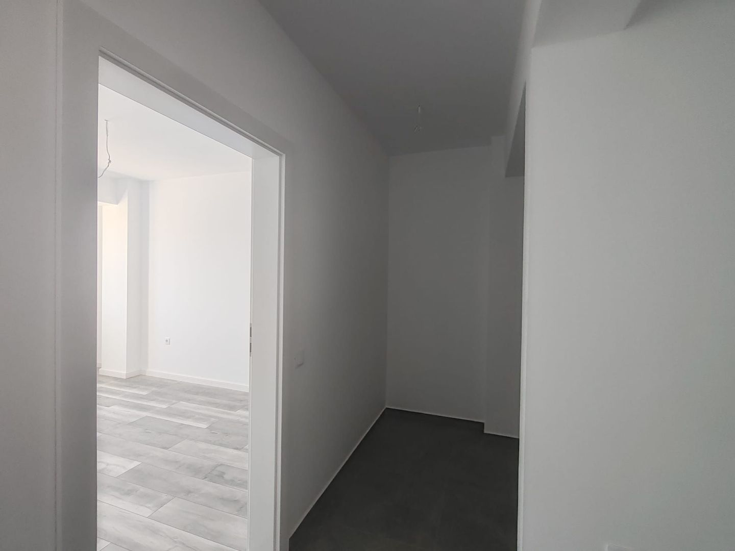 Apartament 2 camere Dec 63mp 115000 euro Valea lupului - Poză 4
