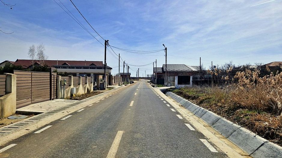 Vanzare teren constructii, Smeura, Prunilor - Poză 1