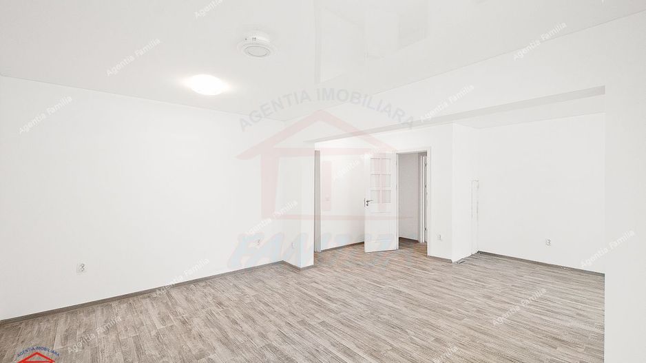 Vanzare spatiu comercial in Galati, str Gheroghe Doja, renovat - Poză 15