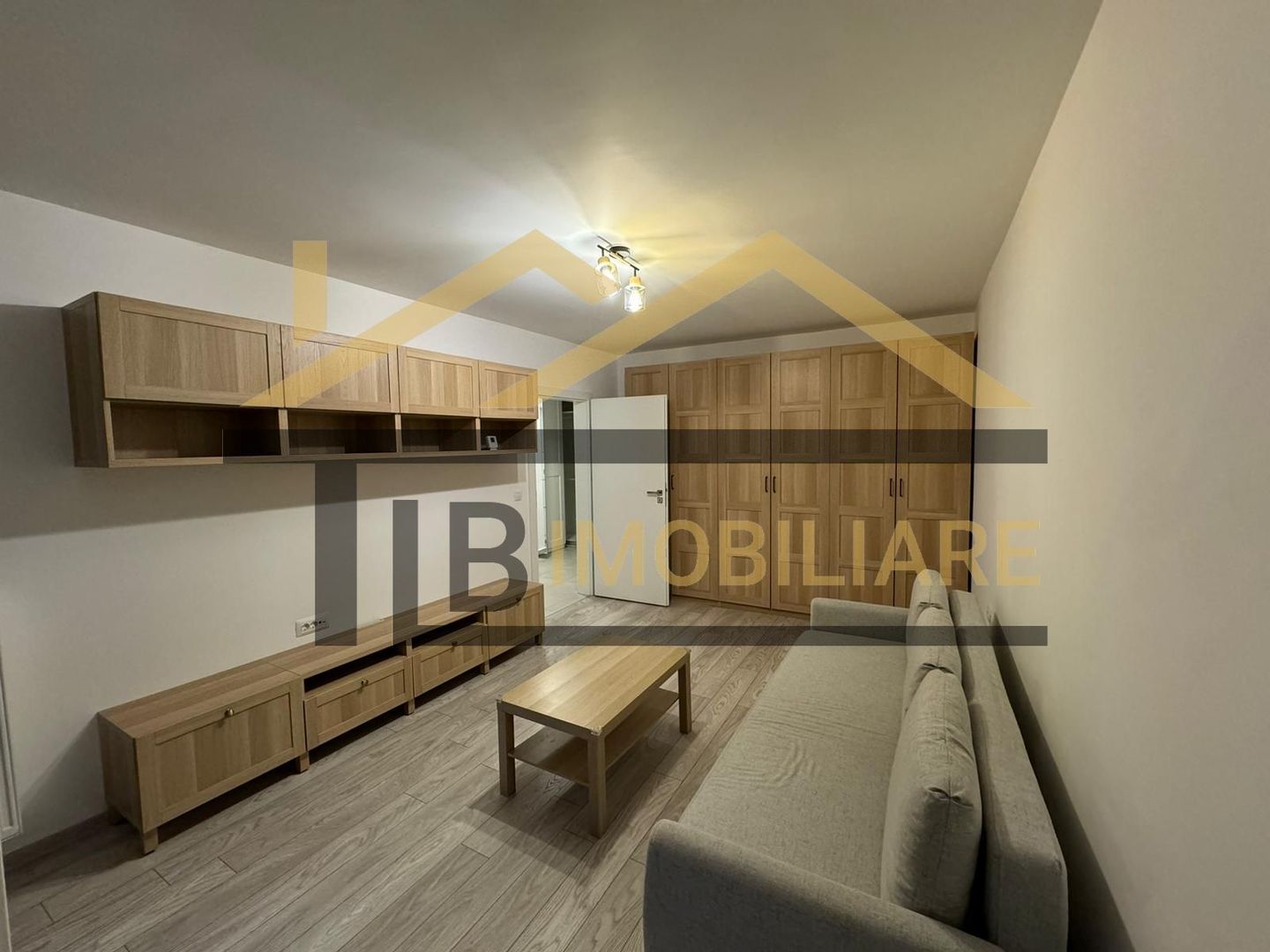 Apartament de 3 camere, decomandat, 80mp, parcare, Zona Maurer - Poză 2