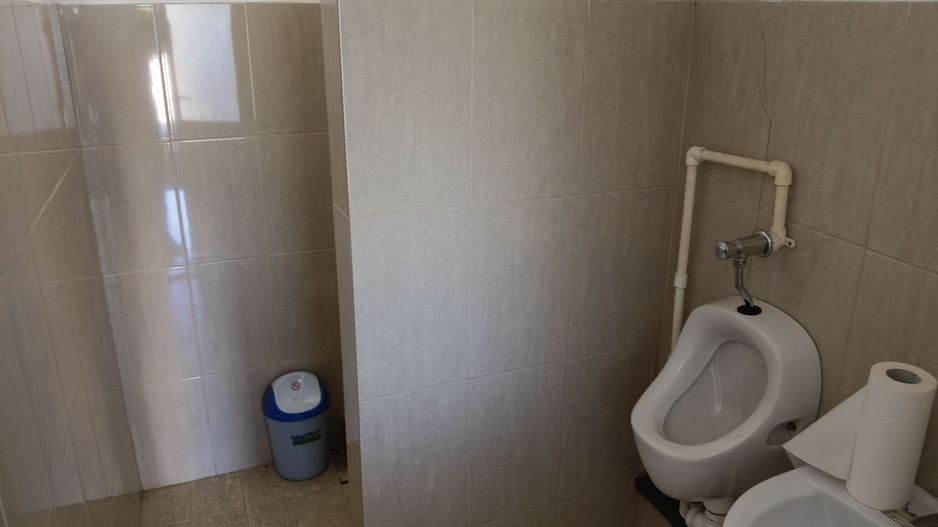 Proprietate industriala  la 35 km de TM - Poză 39