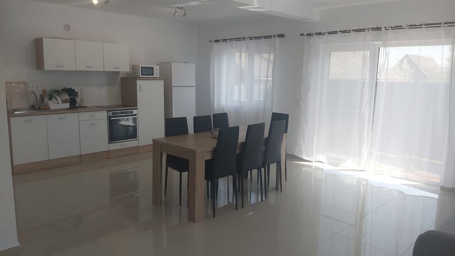 De inchiriat vila/duplex in Luna de Sus - Poză 9