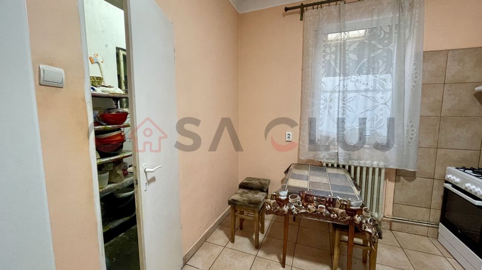 Imobil cu multiple posibilități de utilizare, cu doua locuri de parcare in curte - Poză 6