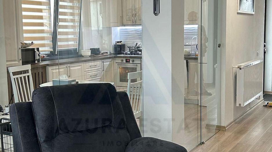 Casa moderna 4 camere carport si curte libera 200 mpu in Arhitectilor - Poză 1