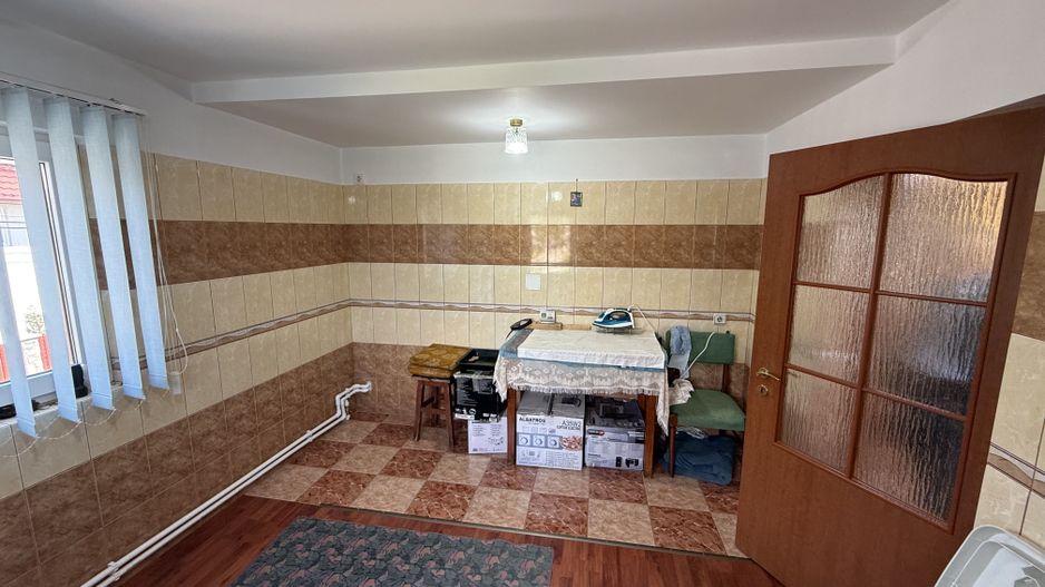 Vila construită in 2010 - P+1+pod - S=236 mp și curte 238 mp Campina! - Poză 29