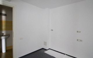 Cladire birouri inchiriata complet, zona Basarab - Titulescu - Poză 10