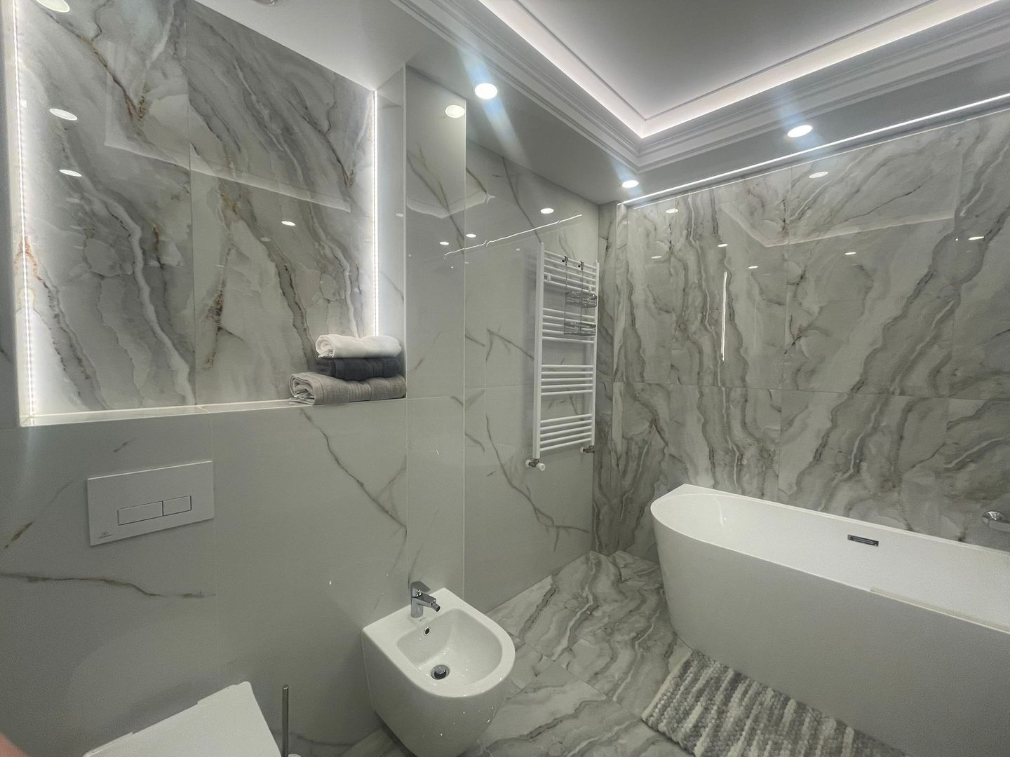 Apartament LUX 104 MP | Rădăuți | 2 Băi | Open Space | Etaj 1 - Poză 22