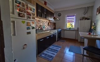 Apartament 2 camere | Zona Garii | Longinescu - Poză 3