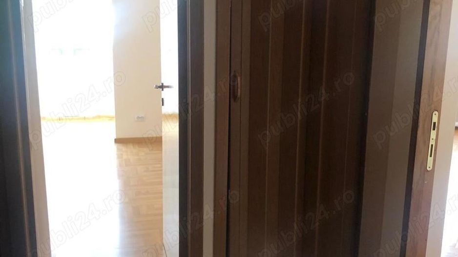 De Inchiriat Garsoniera pentru birouri 44 mp, renovata, etaj 1 - Poză 8