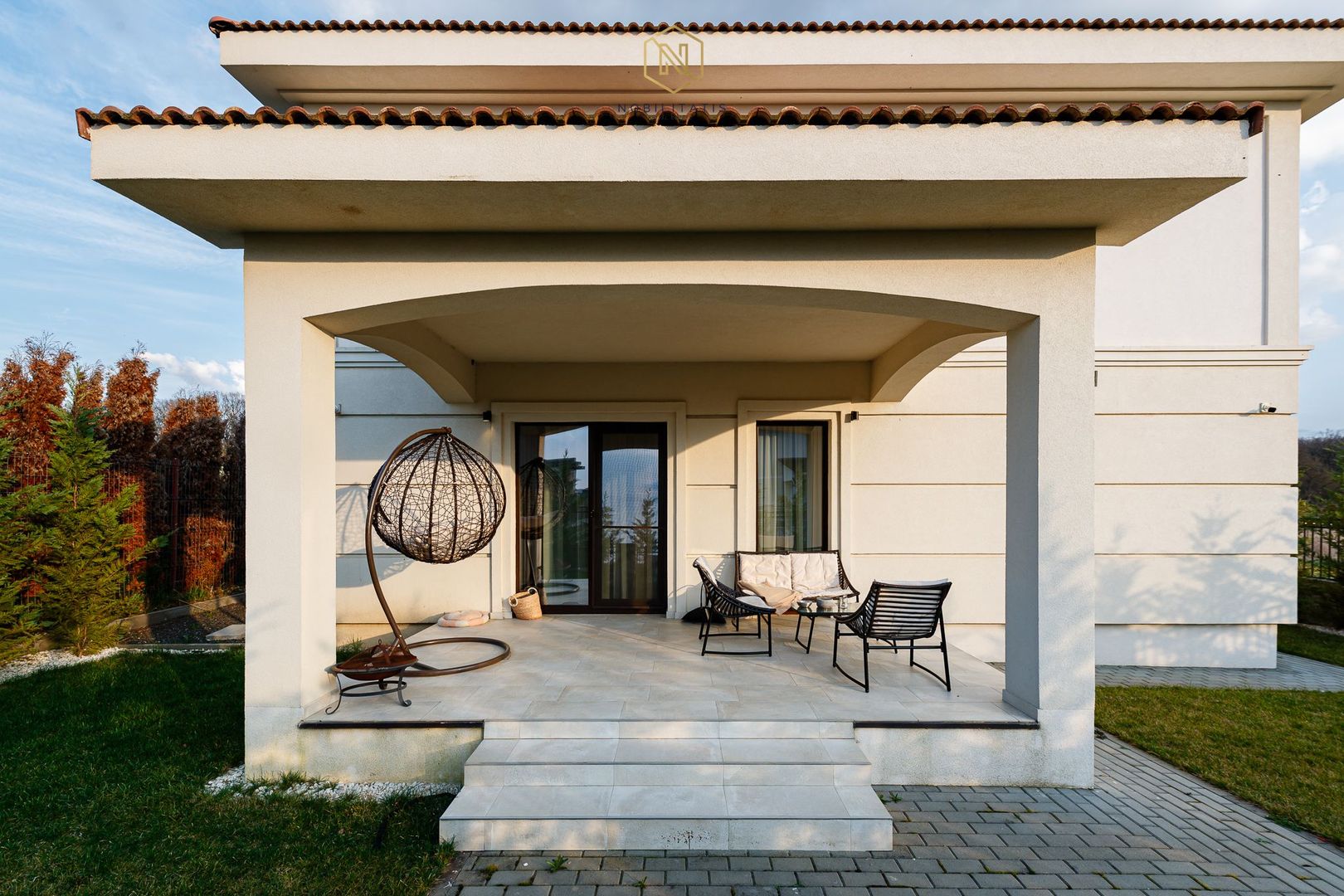 Casa Superba cu Garaj | 4 dormitoare | Liziera Padurii, Central | Com0 - Poză 3