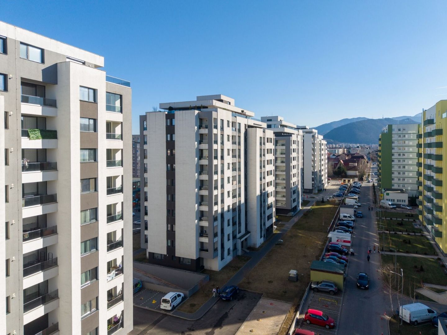 Penthouse superb, 3 camere+parcare subterana ,203 mp-Coresi - Poză 35