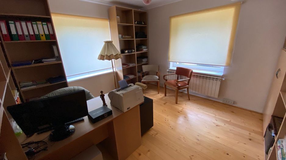 Generoasa si spatioasa - Poză 39