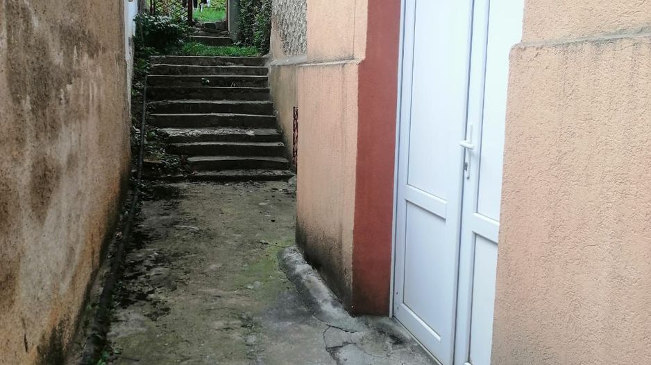 Vanzare garsoniera situata in centrul istoric - Poză 2