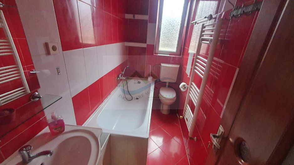 Apartament 2 camere Decomandat Mansarda - Poză 3
