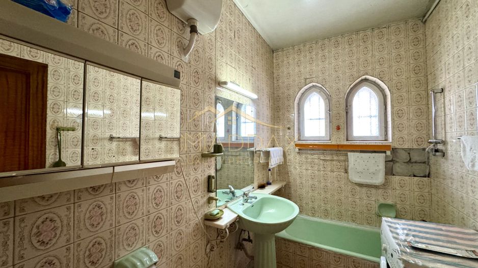 Vila cu 6 camere *310mp*  + Garaj // Primăverii - Poză 29