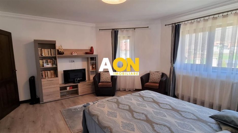 Casa 4 camere finisaje de lux 950 mp teren Com. Ciugud - Poză 9