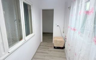 De vanzare apartament cu 2 camere, etaj 4/4, recent renovat, 26.000 euro - Poză 3