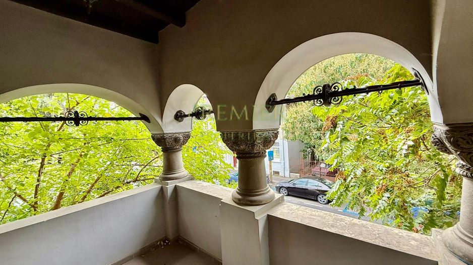 PREMIER PROPERTIES – VILĂ INTERBELICĂ PRETABILĂ PENTRU BIROURI Cotroceni - Poză 1