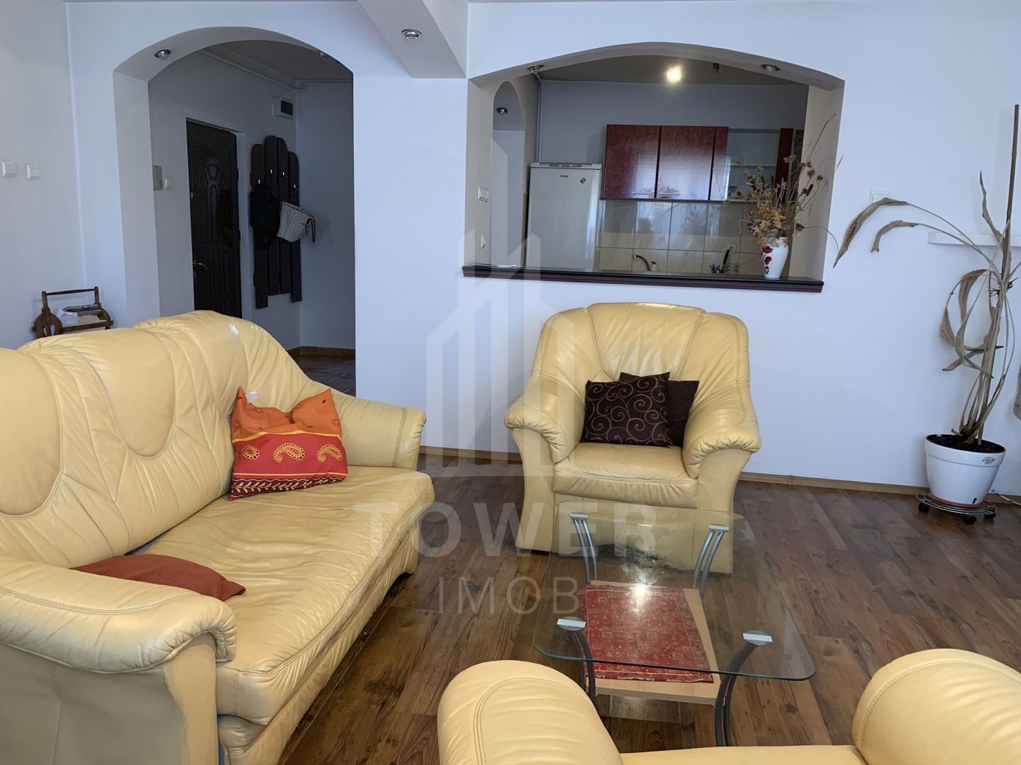 Apartament 2 camere de închiriat - Poză 2
