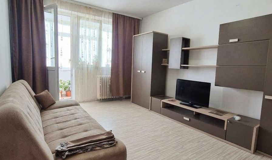 Ap. cu 3 camere de inchiriat in Berceni - Poză 1